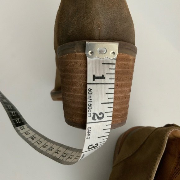 Biala Bootie Women Size 5M Tan Leather Lace-up Block Heel Distressed - Picture 9 of 12